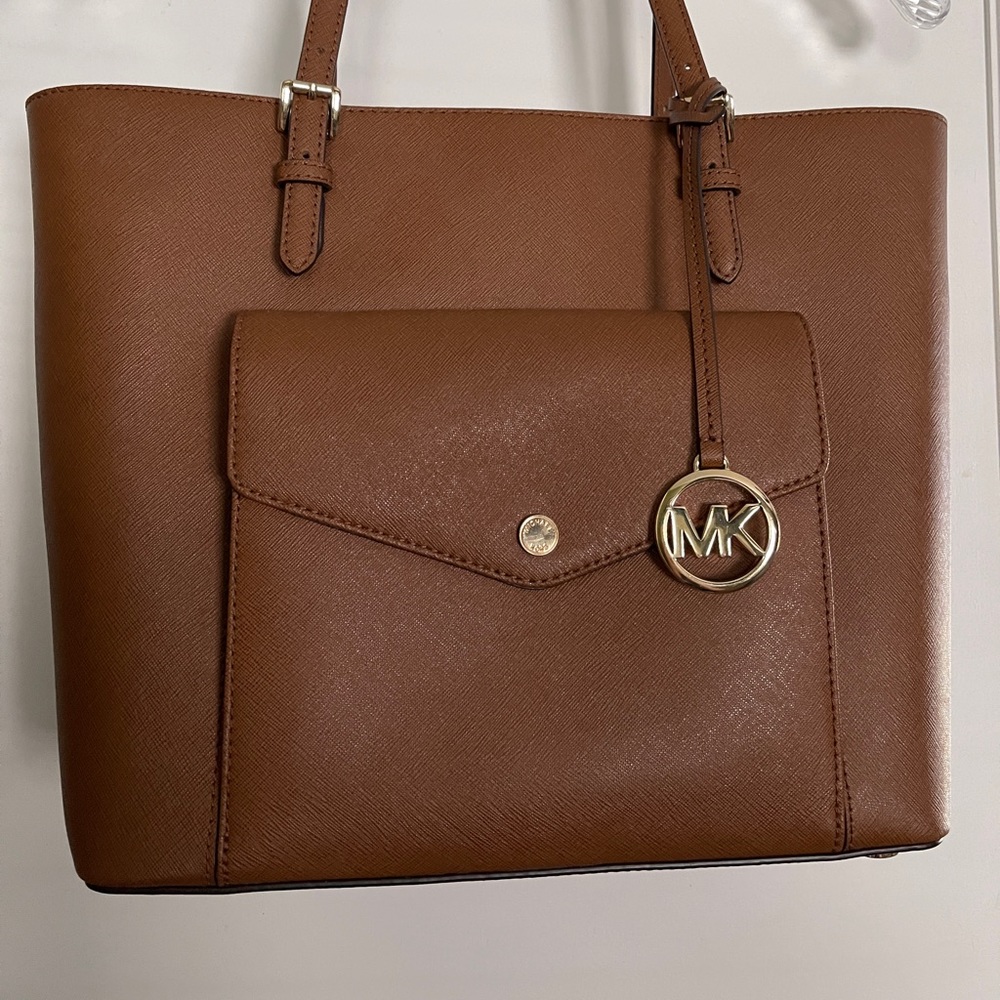 MICHAEL KORS Jet Set Medium Leather Pocket Tote